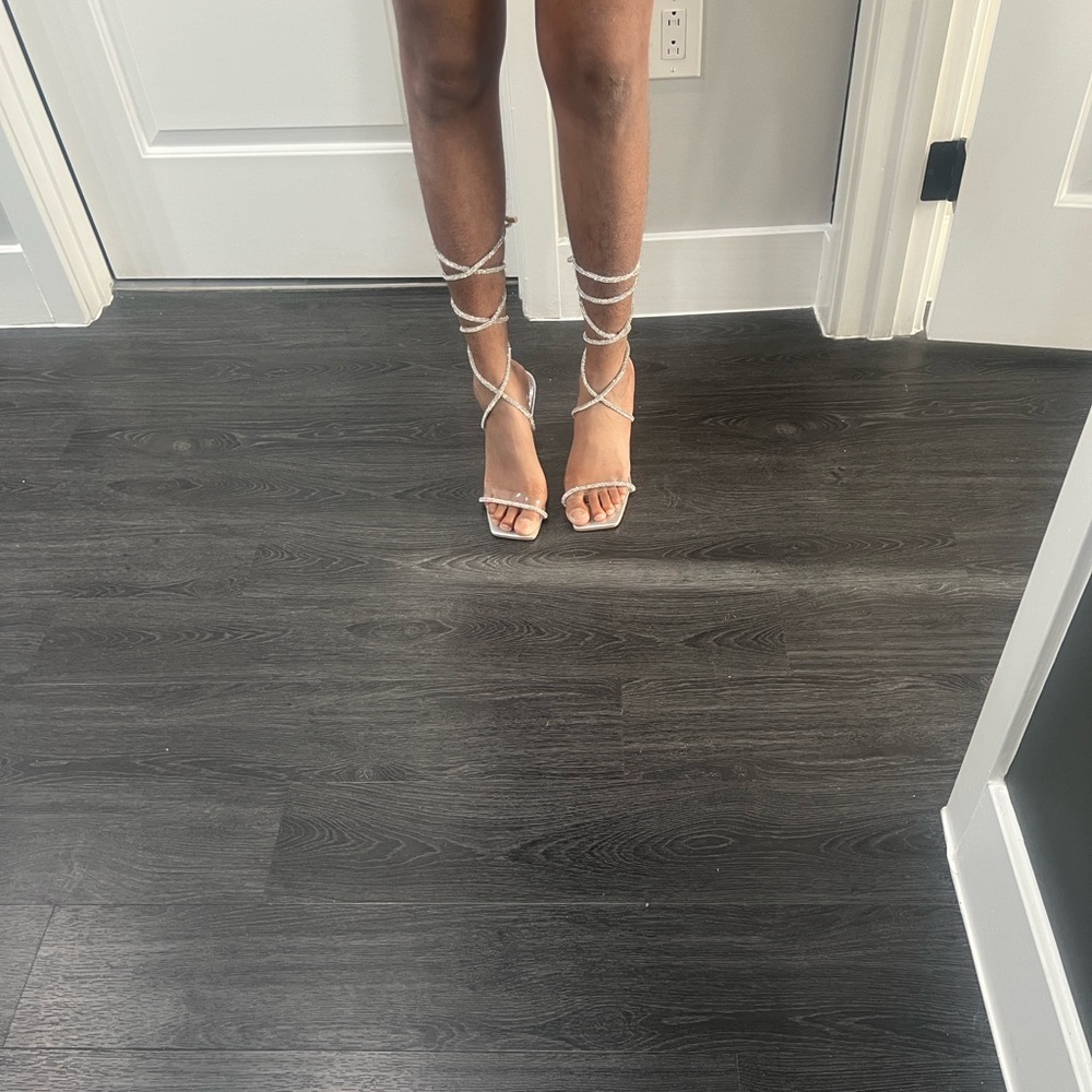 Elegant White Strappy Heels​ - Picture 5 of 8